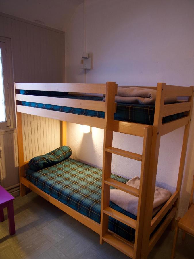 Ostal - Auberge De Jeunesse Concarneau Bagian luar foto